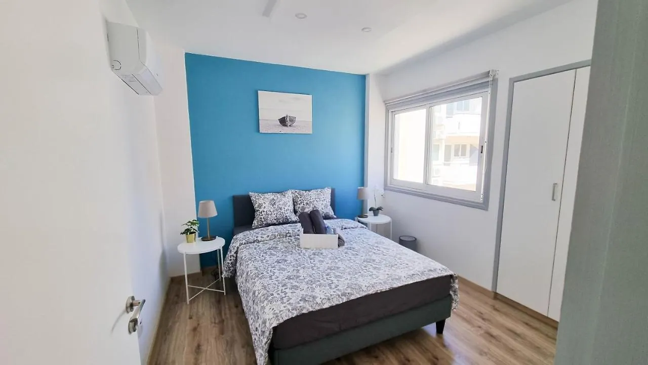 Apartment Modern Retreat: 2Br Stylish Apt With Comfy Rooms! Smart Tv With 200Mbps Internet Larnaka